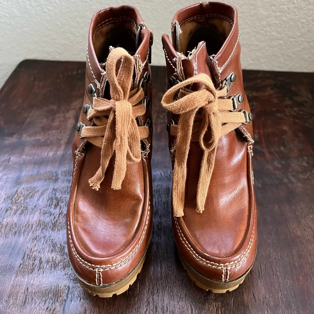 RARE PLATFORM ANKLE BOOTS MIA SIZE 5 1/2 BROWN FAUX LEATHER - Picture 1 of 6